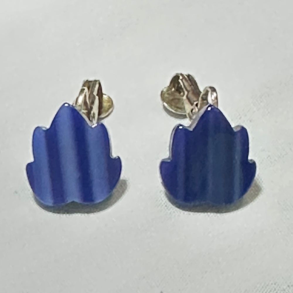 2/$20 Silver Tone Earrings Blue Leaves Clip On’s  Vintage